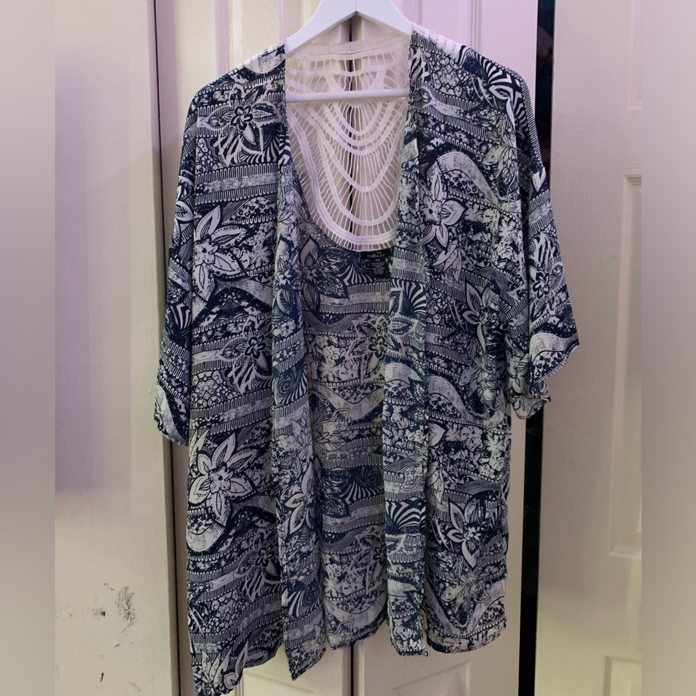 Blue and white kimono